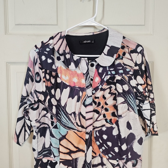 eshakti Butterfly Button Down Printed Fit & Flare Plus Size Dress - Picture 5 of 8